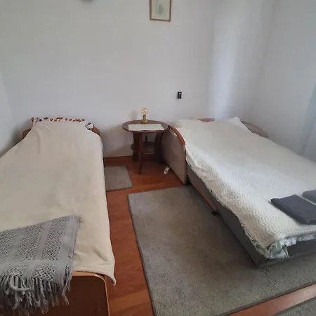 Lejlighed ,,arts Home,, ,zapraszam Bezplatny Parking Blisko Las,duzo Przyrody, Blisko Centrum Kardiologii,centrum Szkoleniowe,trasa Na Lublin,ukraine,mieszkanie Przestronne,czyste,spokojna Okolica,blisko Aldi,lidl,zabka,rossmann,pkp, Ztm Warszawa